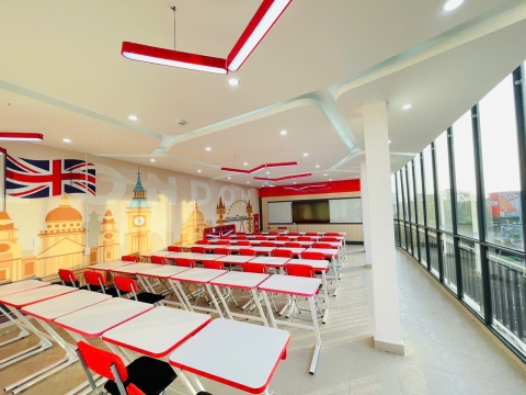 Lớp học đa năng